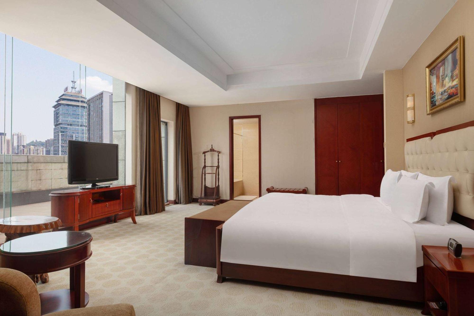 Ramada Plaza By Wyndham Chongqing West Hotel Exterior foto