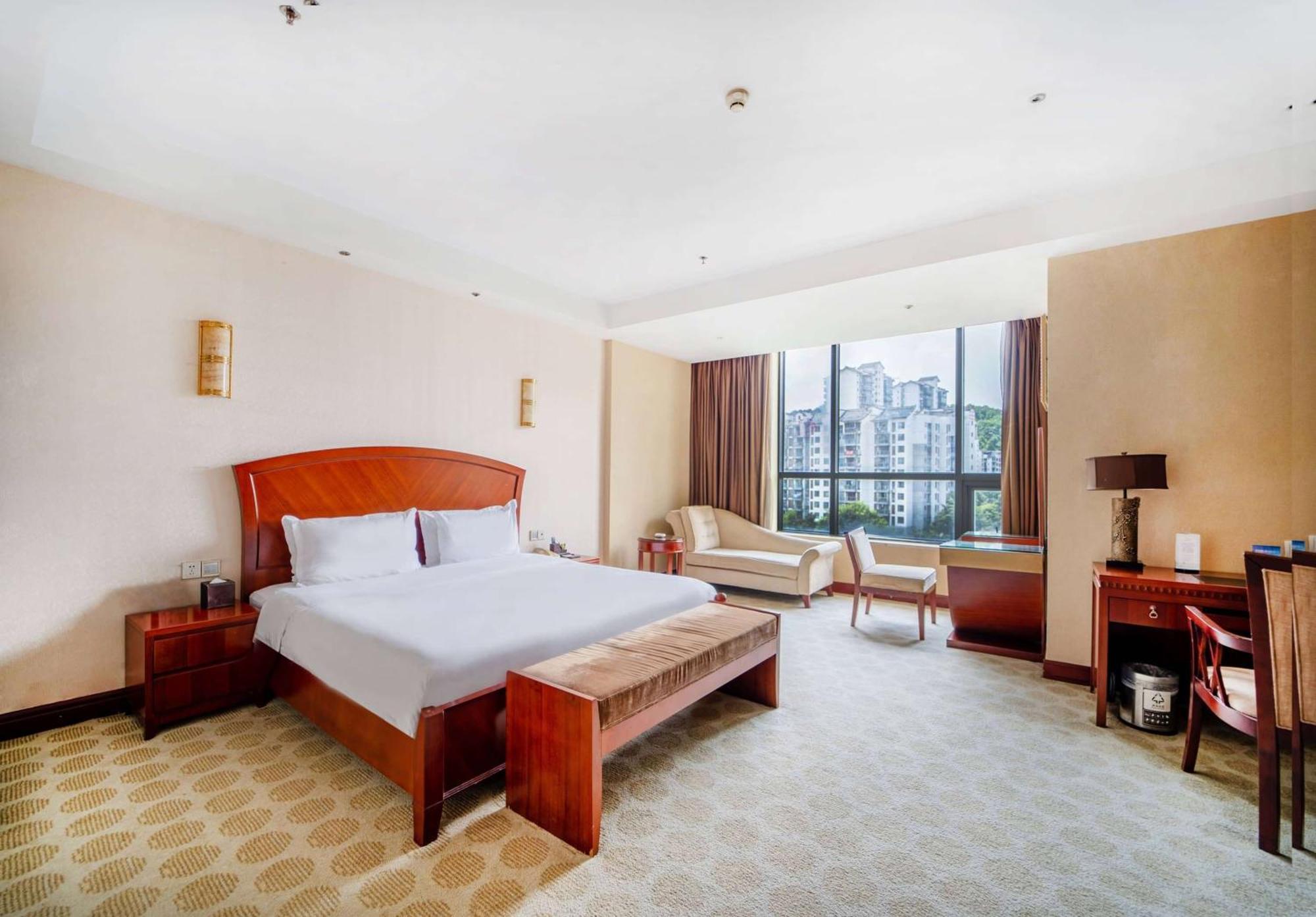 Ramada Plaza By Wyndham Chongqing West Hotel Exterior foto